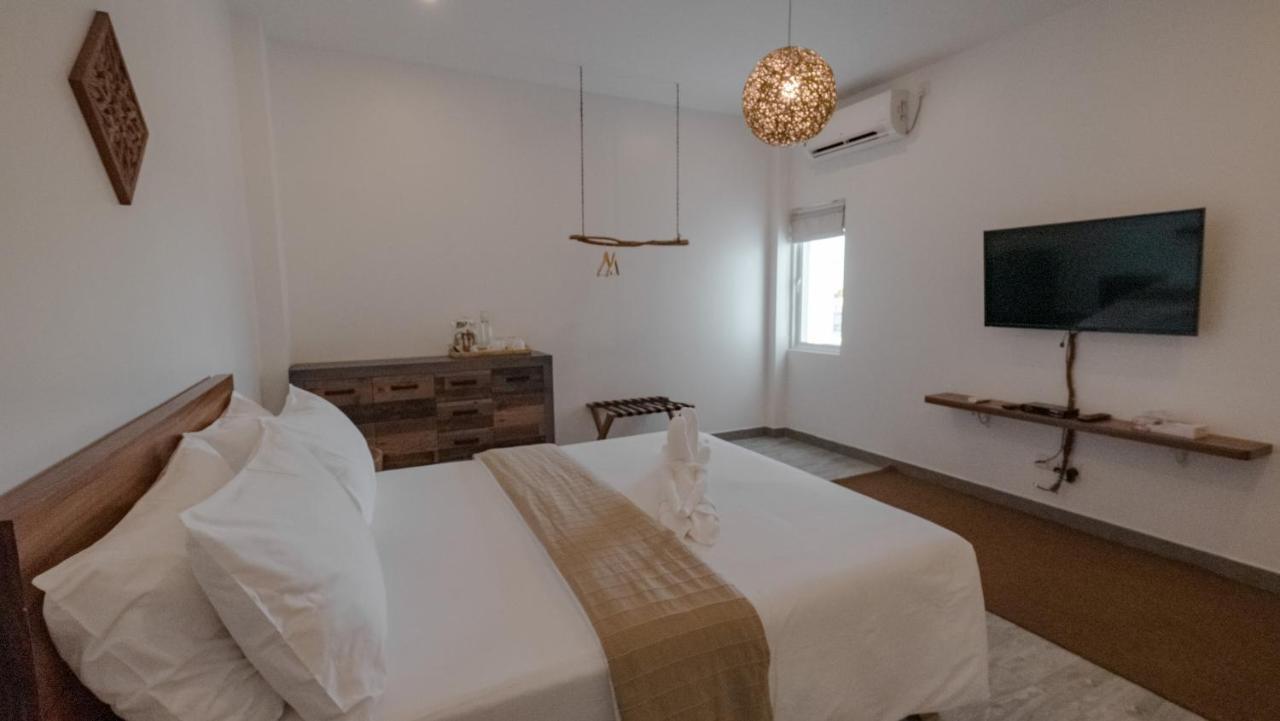 Lea Spa Hotel Maafushi Extérieur photo