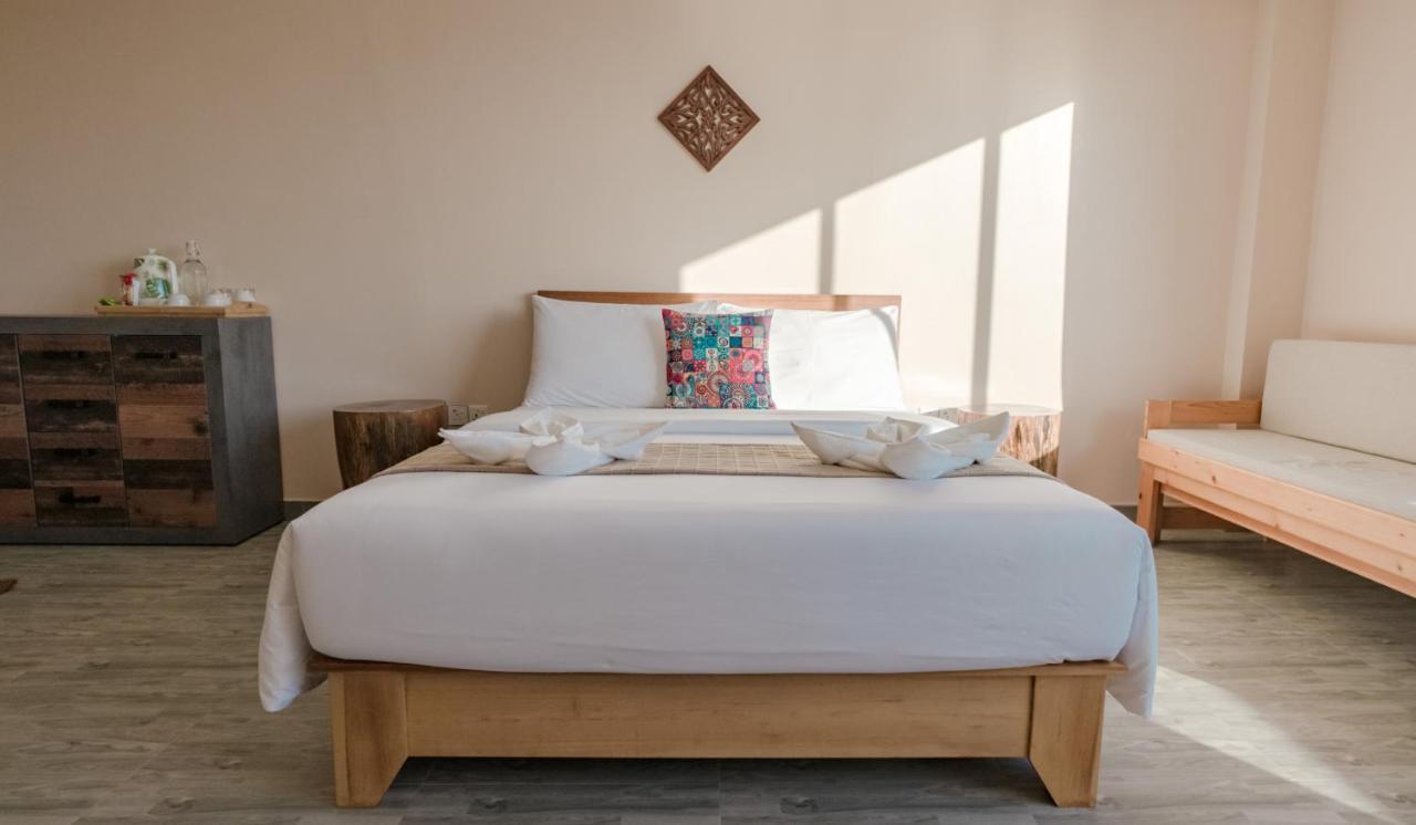 Lea Spa Hotel Maafushi Extérieur photo
