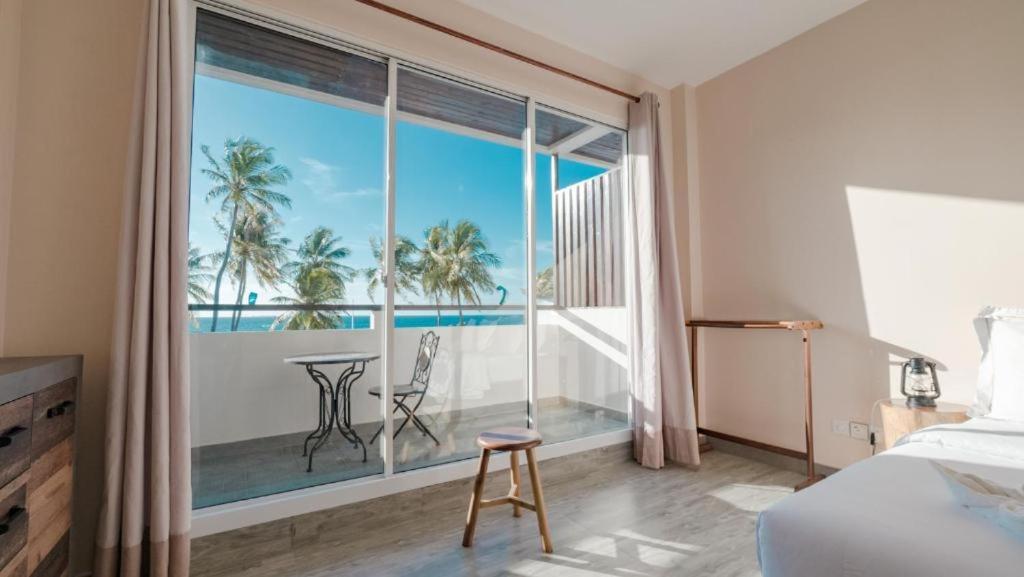 Lea Spa Hotel Maafushi Extérieur photo