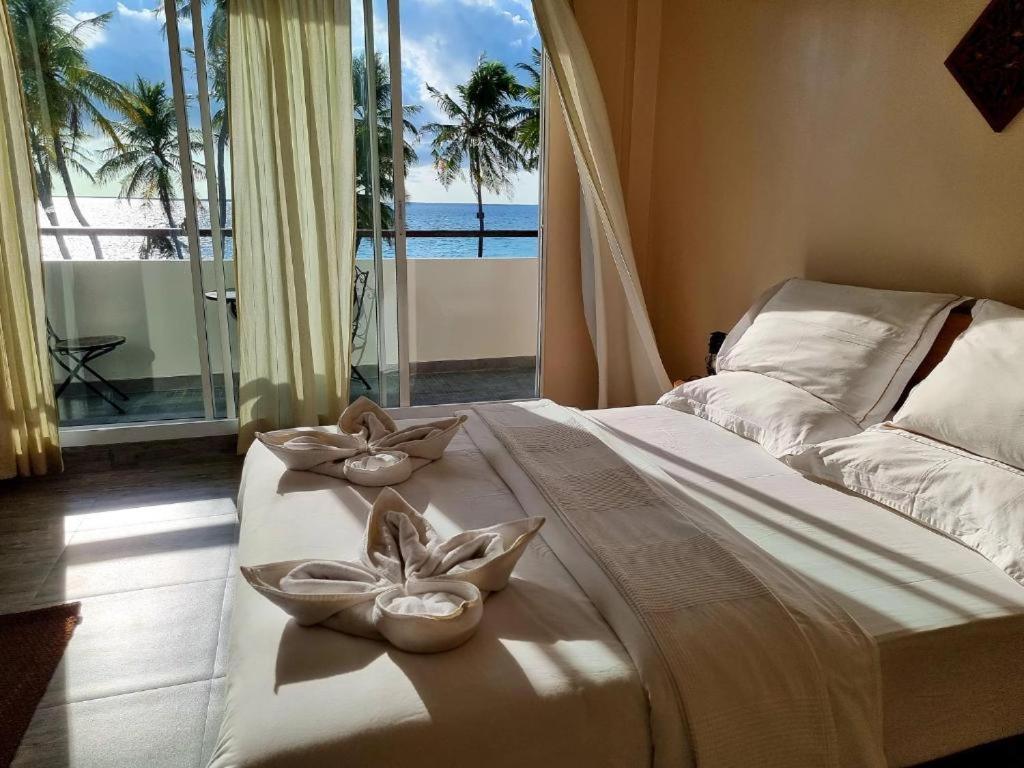 Lea Spa Hotel Maafushi Extérieur photo